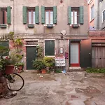 San Pietro Cozy R&r *